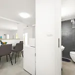 Apartment Olive Garden 3 Km From Center And 4 Km From The *