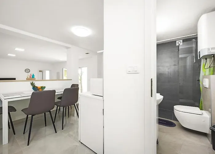 Appartement Olive Garden 3 Km From Center And 4 Km From The *